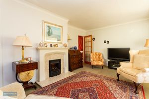 Sitting Room- click for photo gallery